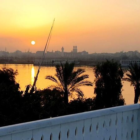 Luxor Guest House ภายนอก รูปภาพ